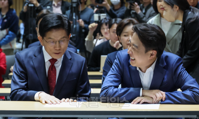 [] ȭϴ 蹮-ؼ